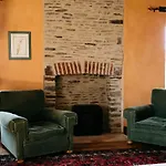 La Vieille Foulonniere : D'hotes & Permaculture Oda ve Kahvaltı Pontorson