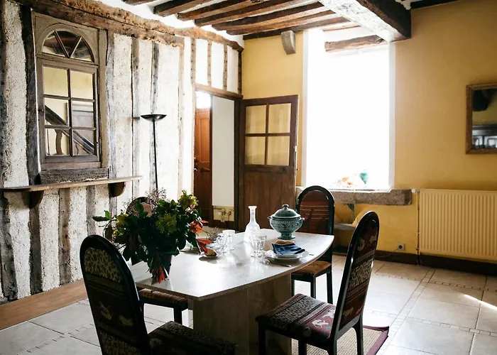 Bed & Breakfast La Vieille Foulonniere : D'hotes & Permaculture 3*