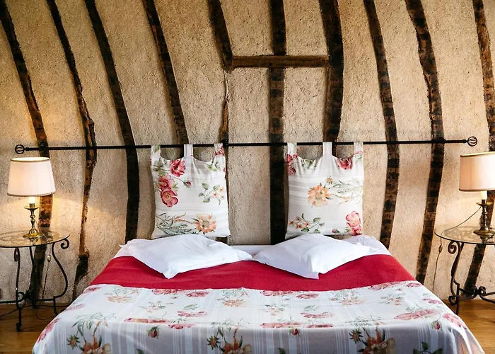 Bed & Breakfast La Vieille Foulonniere : D'hotes & Permaculture 3*