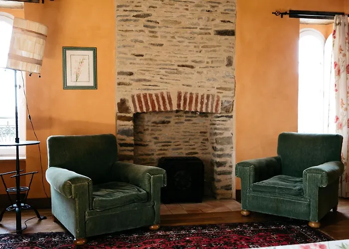 La Vieille Foulonniere : D'hotes & Permaculture Bed & Breakfast Pontorson