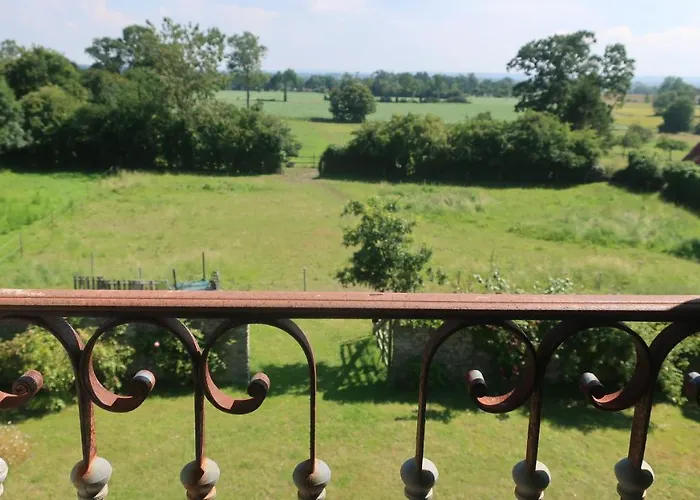 La Vieille Foulonniere : D'hotes & Permaculture Bed & Breakfast