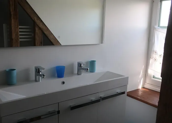 Bed & Breakfast La Vieille Foulonniere : D'hotes & Permaculture