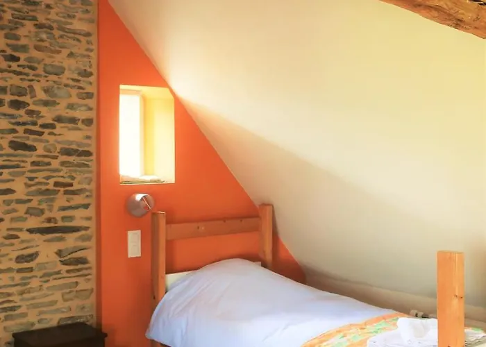 Bed & Breakfast La Vieille Foulonniere : D'hotes & Permaculture 3*