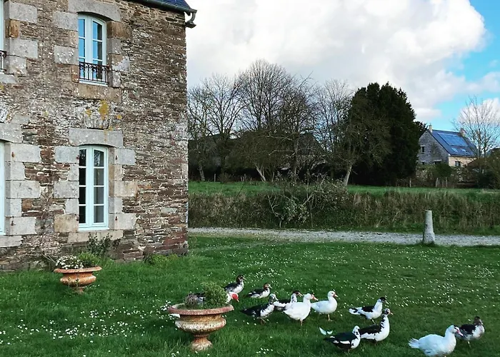 La Vieille Foulonniere : D'hotes & Permaculture Bed & Breakfast